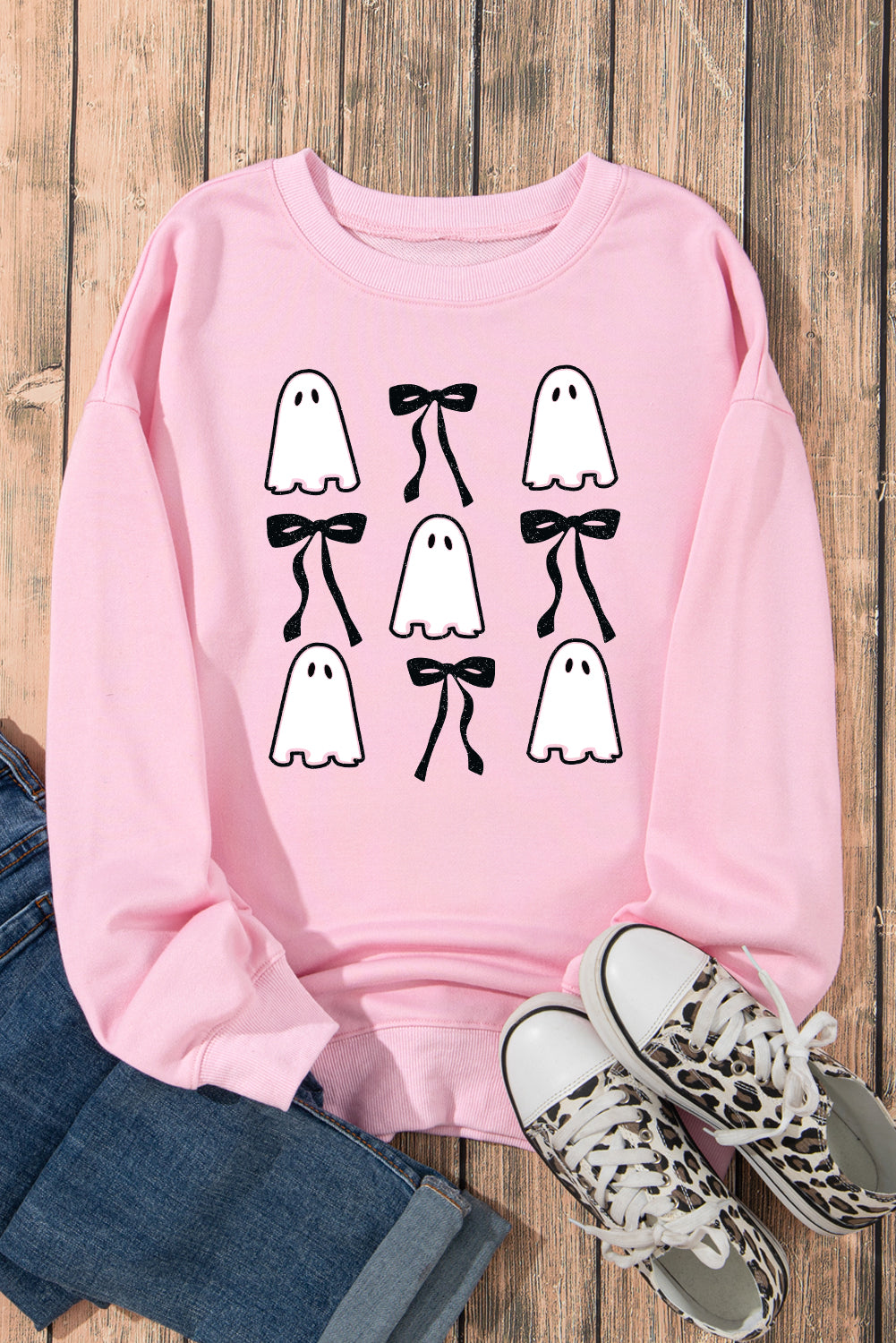 Pink Ghost Bowknot Print Drop Shoulder Halloween Graphic Sweatshirt